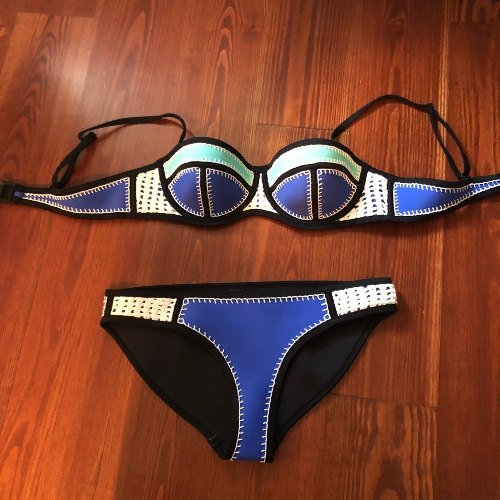 NWOT Triangl Swimwear Bikini